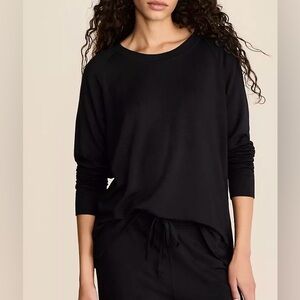 Lou & Grey Classic Black Sweatshirt